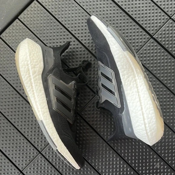 adidas gazelle silver green womens adidas Ultraboost 19 Shoes - Women's - Core Black Five / Solar Orange main image 0